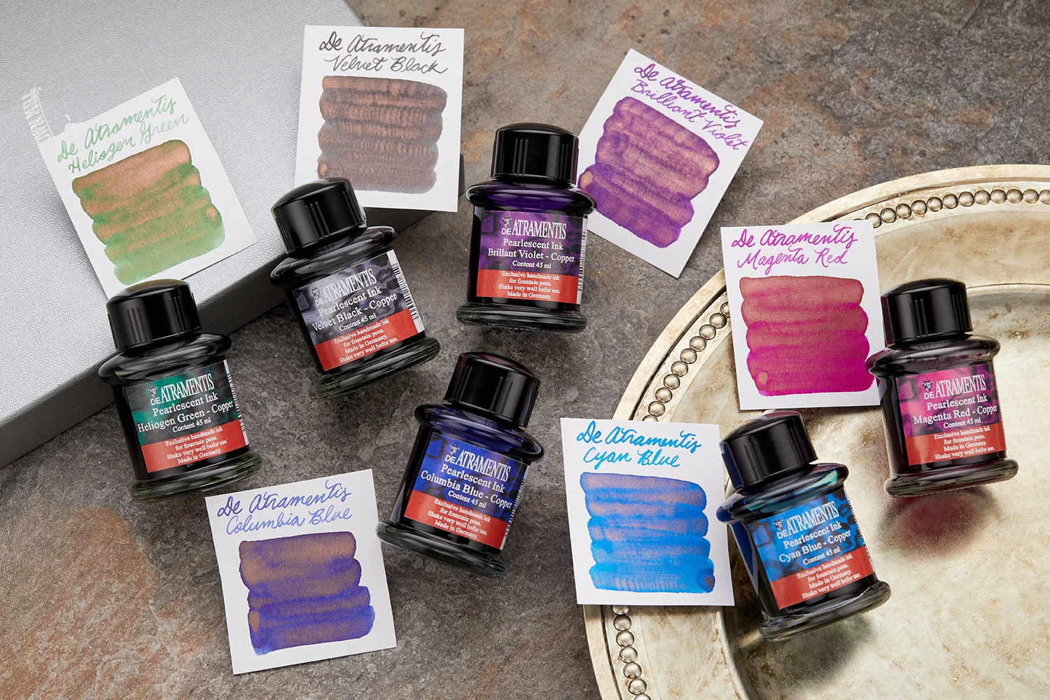 De Atramentis Pearlescent Magenta Red-Copper - 45ml Bottled Ink - Image 2