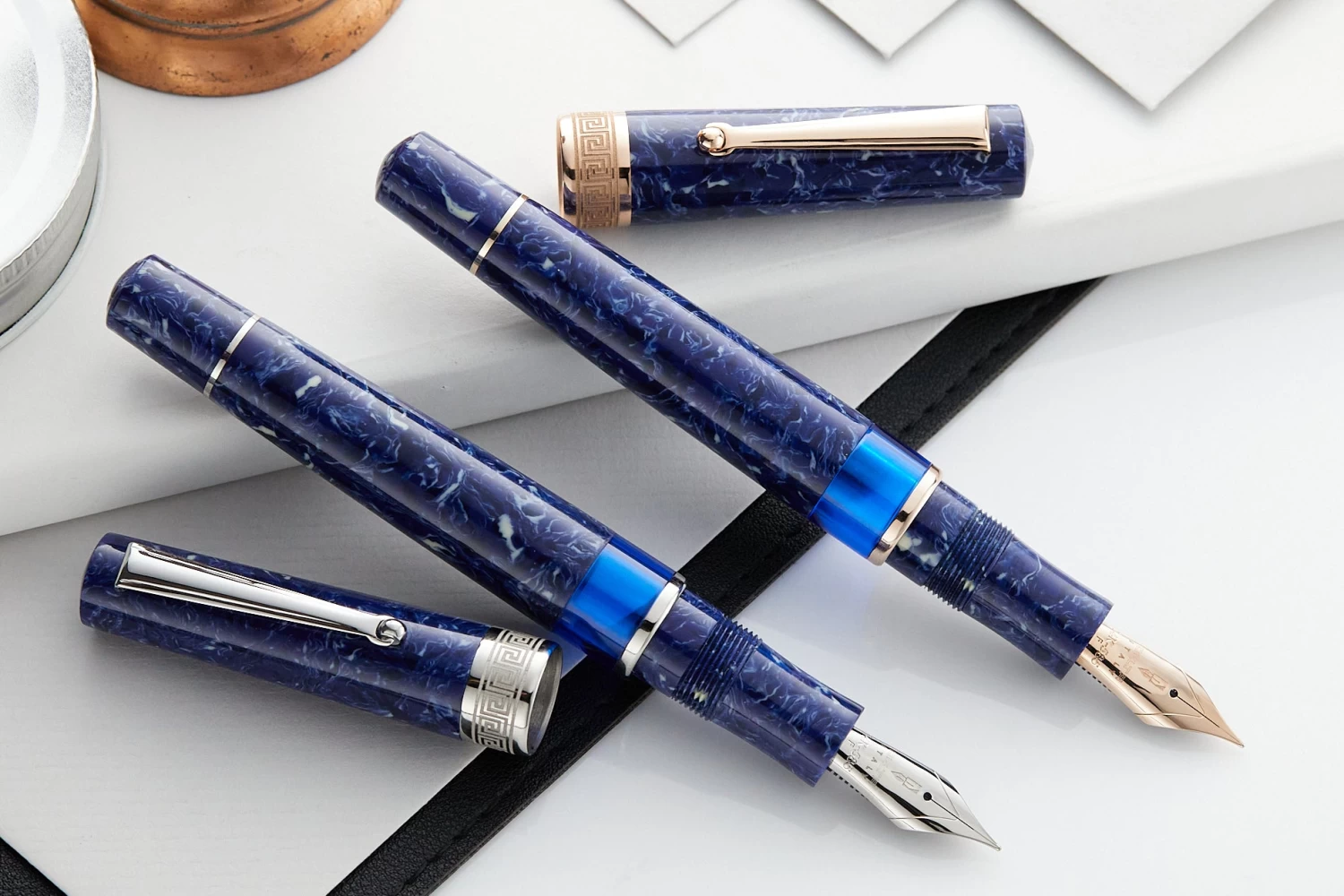 Delta Lapis Blue Celluloid Fountain Pen - Rosegold (Limited Edition) - Image 9