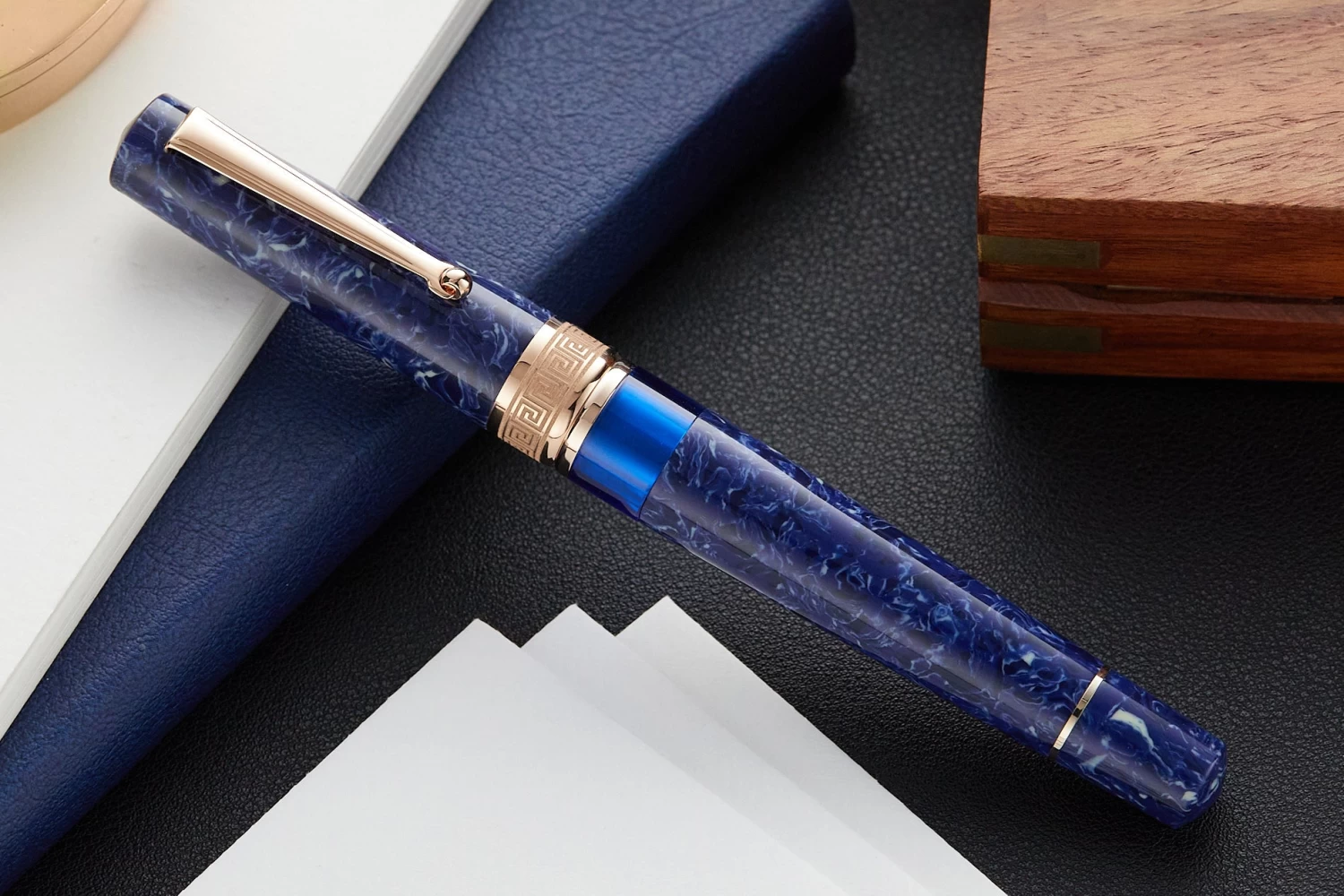 Delta Lapis Blue Celluloid Fountain Pen - Rosegold (Limited Edition) - Image 3