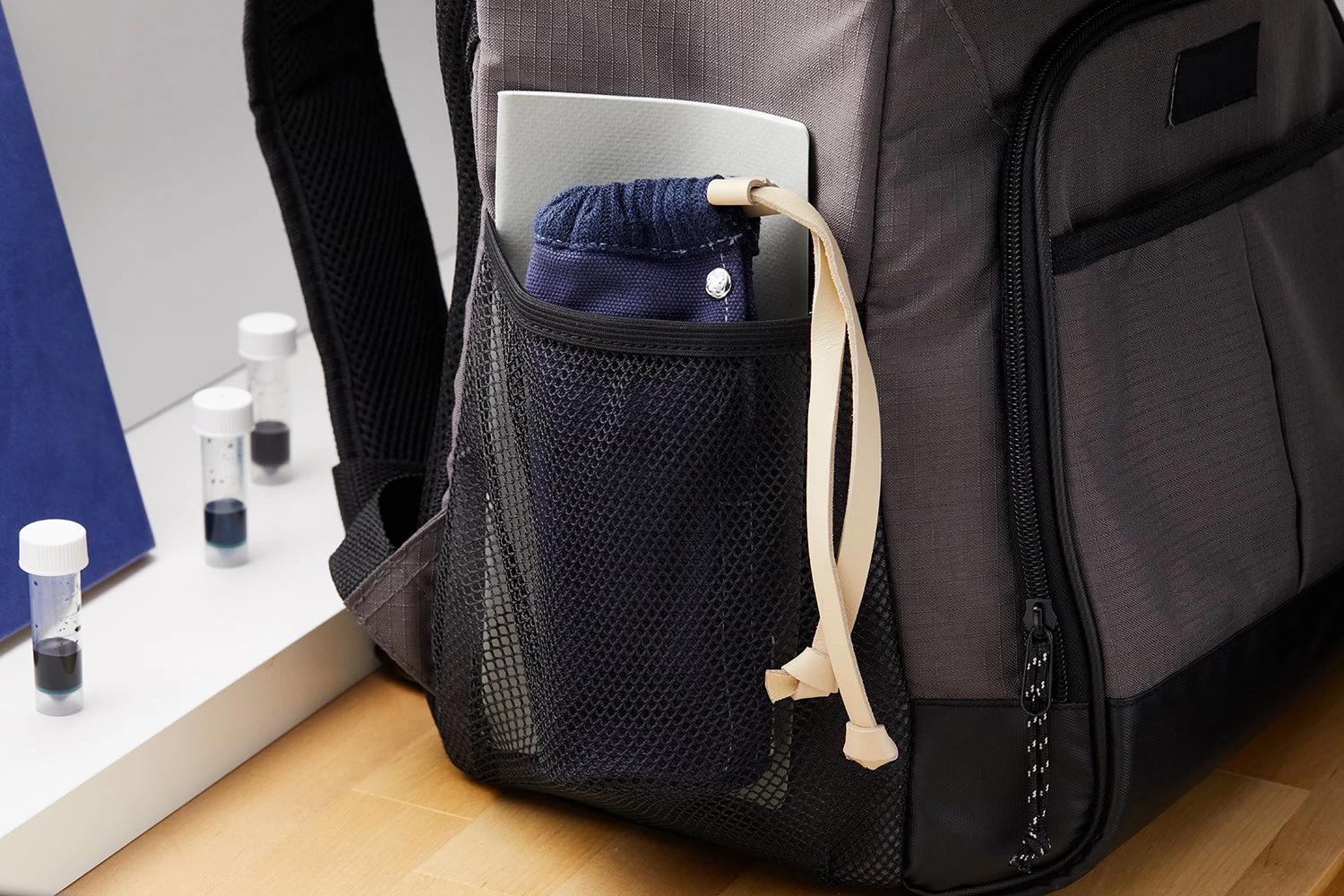 Esterbrook 2GO Pen Cup - Navy - Image 6