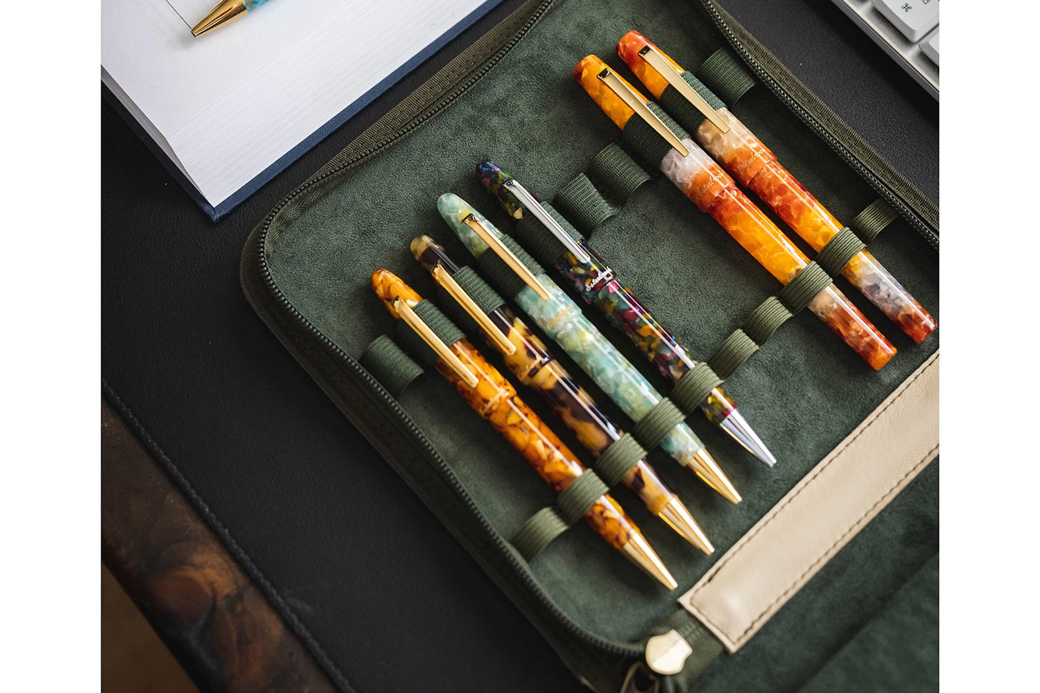 Esterbrook 20 Pen Zipper Canvas Pen Case - Army Green - Image 5