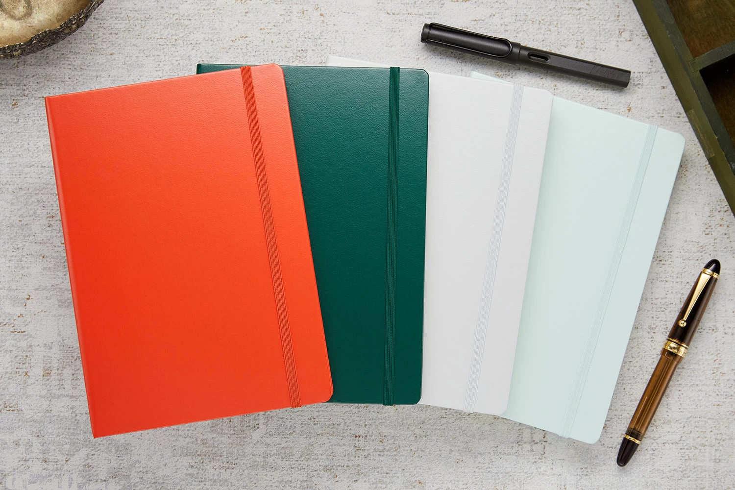 Leuchtturm1917 Medium A5 Notebook - Mint Green, Dot Grid - Image 9