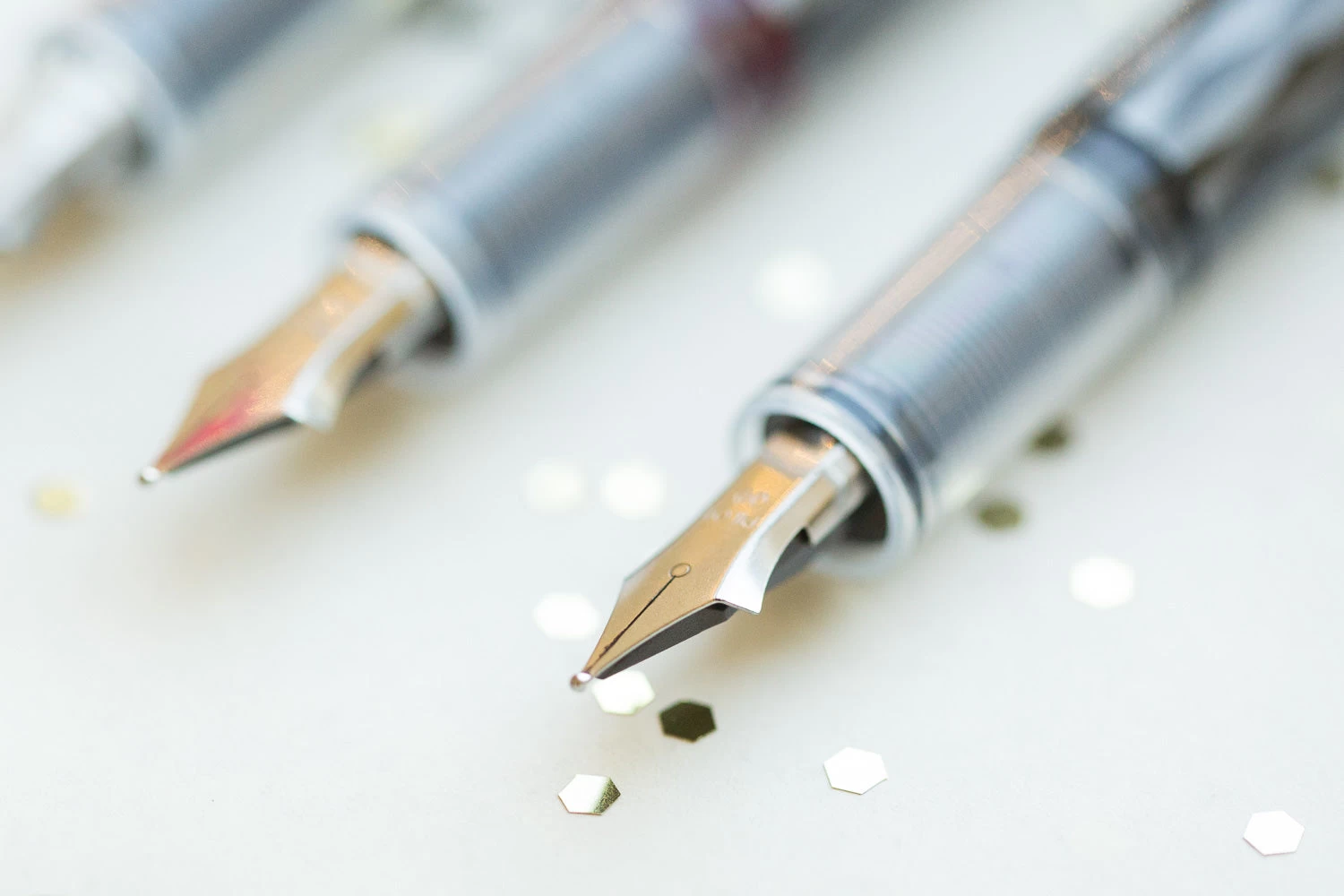 Pilot Varsity Fountain Pen - Black, Medium - Image 10