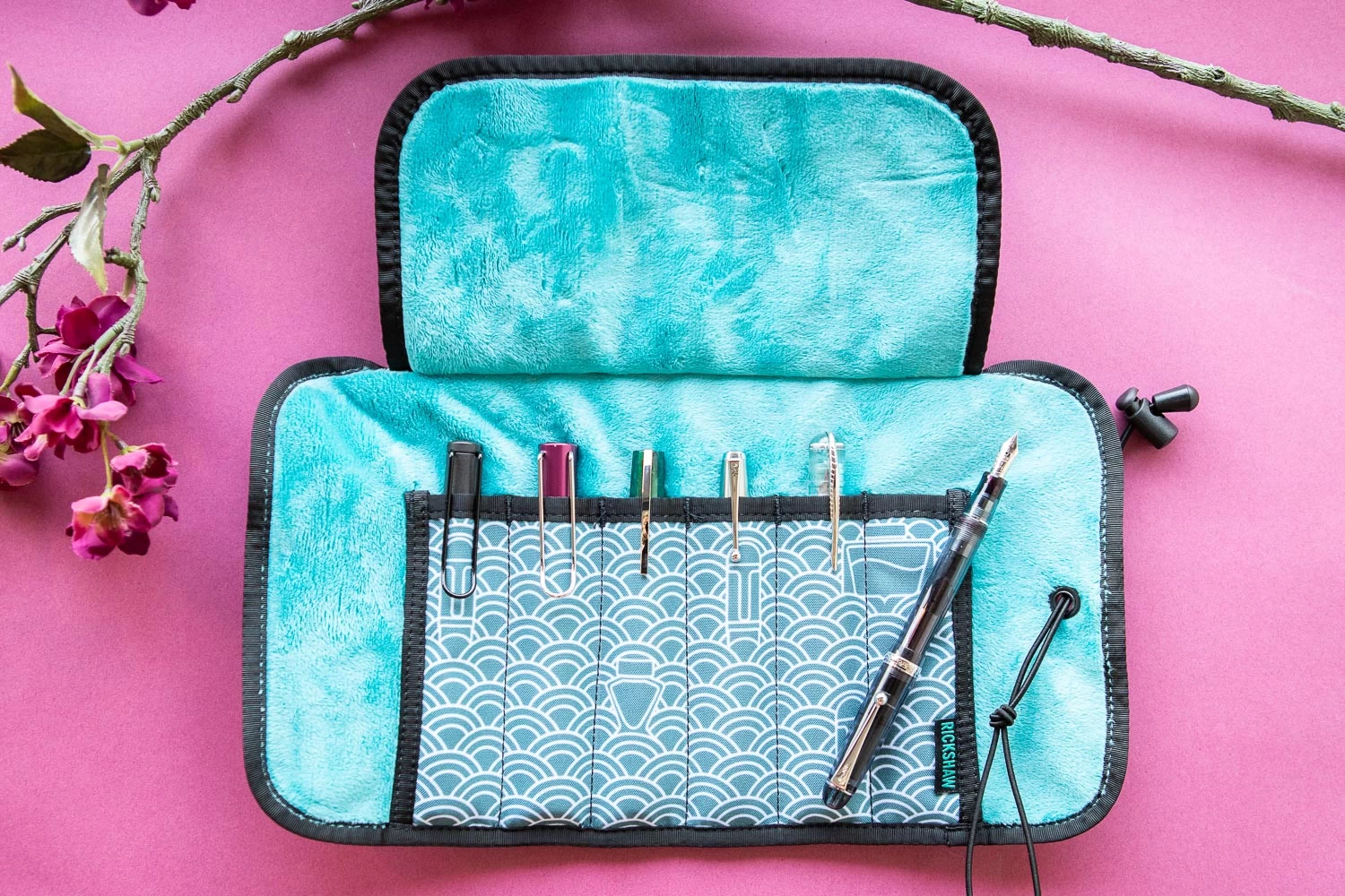 Rickshaw Bagworks Deluxe 6-Pen Roll - Mt. Fuji - Image 6