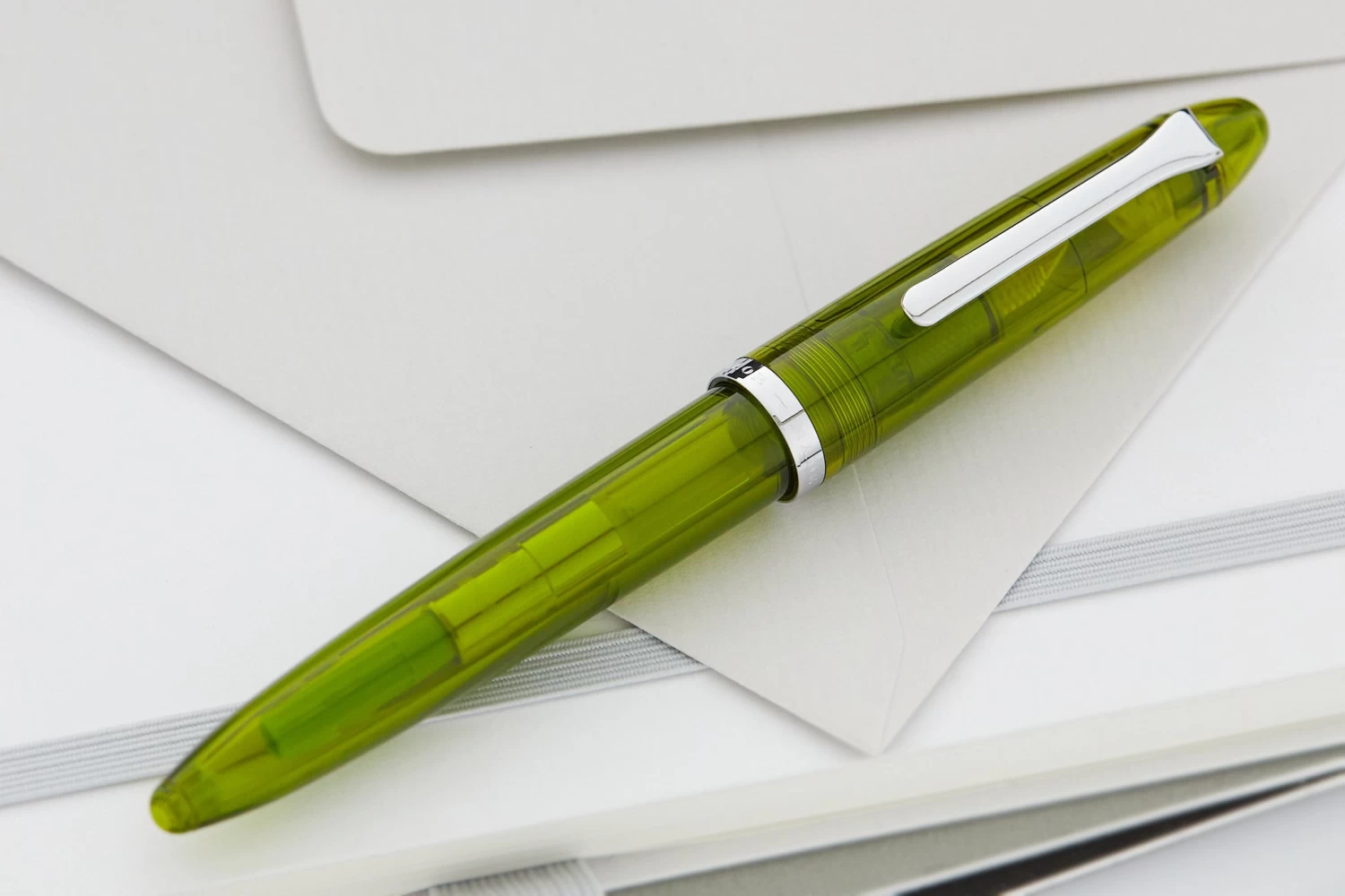 Sailor Compass 1911 Fountain Pen - Transparent Olive - Image 7
