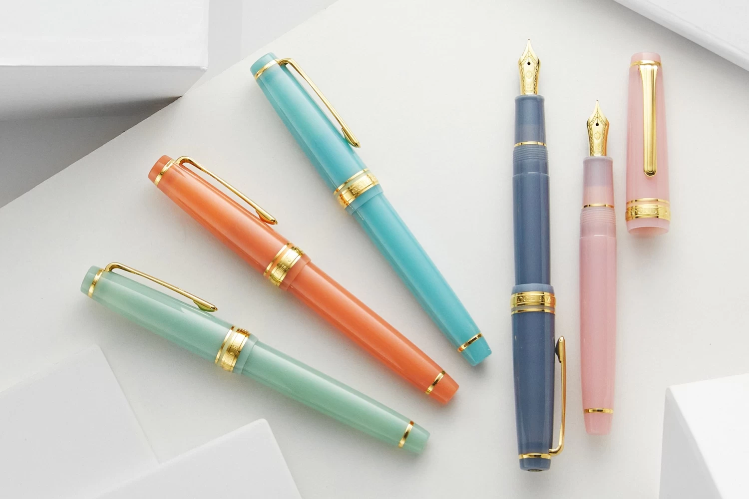 Sailor Pro Gear Slim Fountain Pen - Momo (Limited Production) - Image 6
