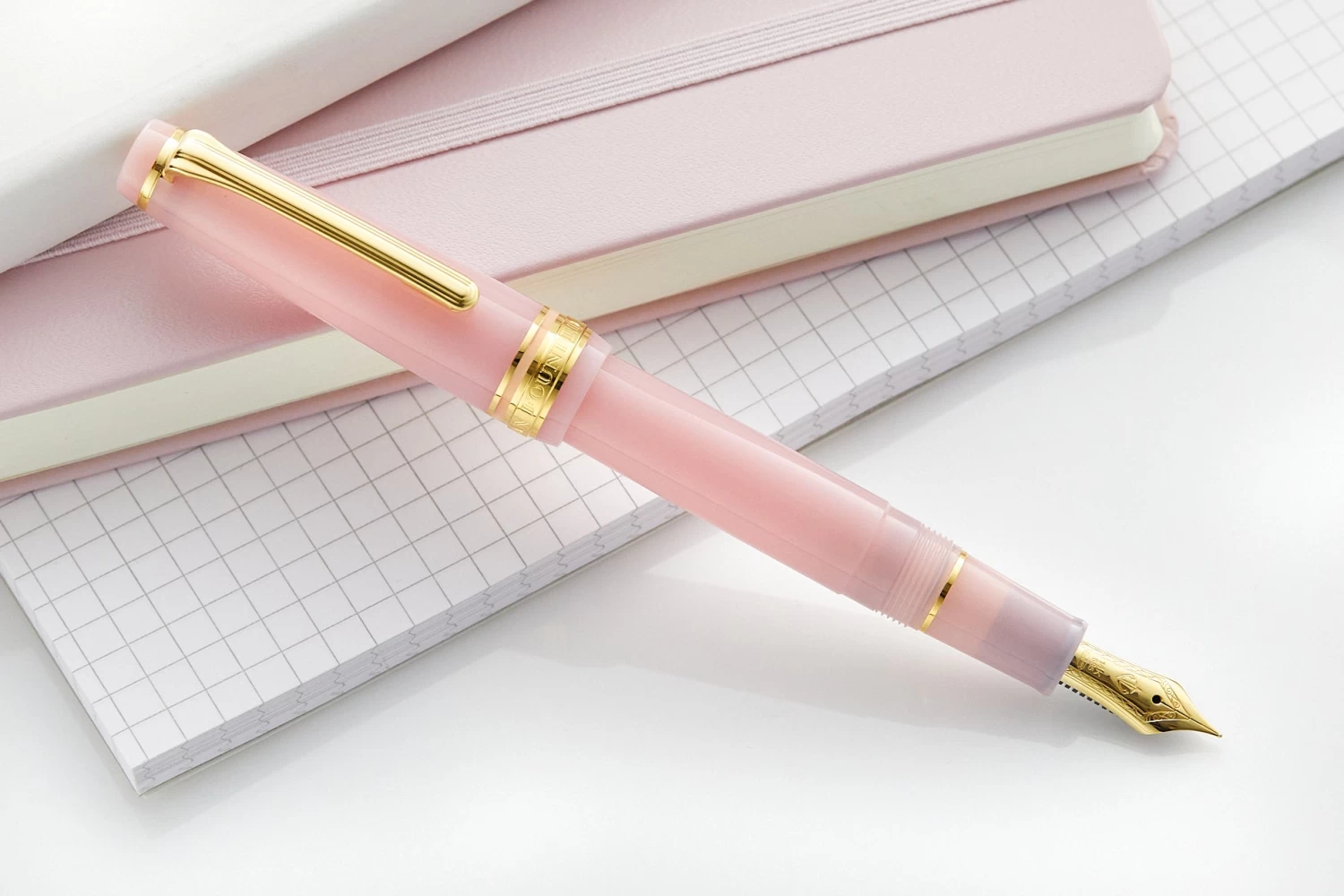 Sailor Pro Gear Slim Fountain Pen - Momo (Limited Production) - Image 3