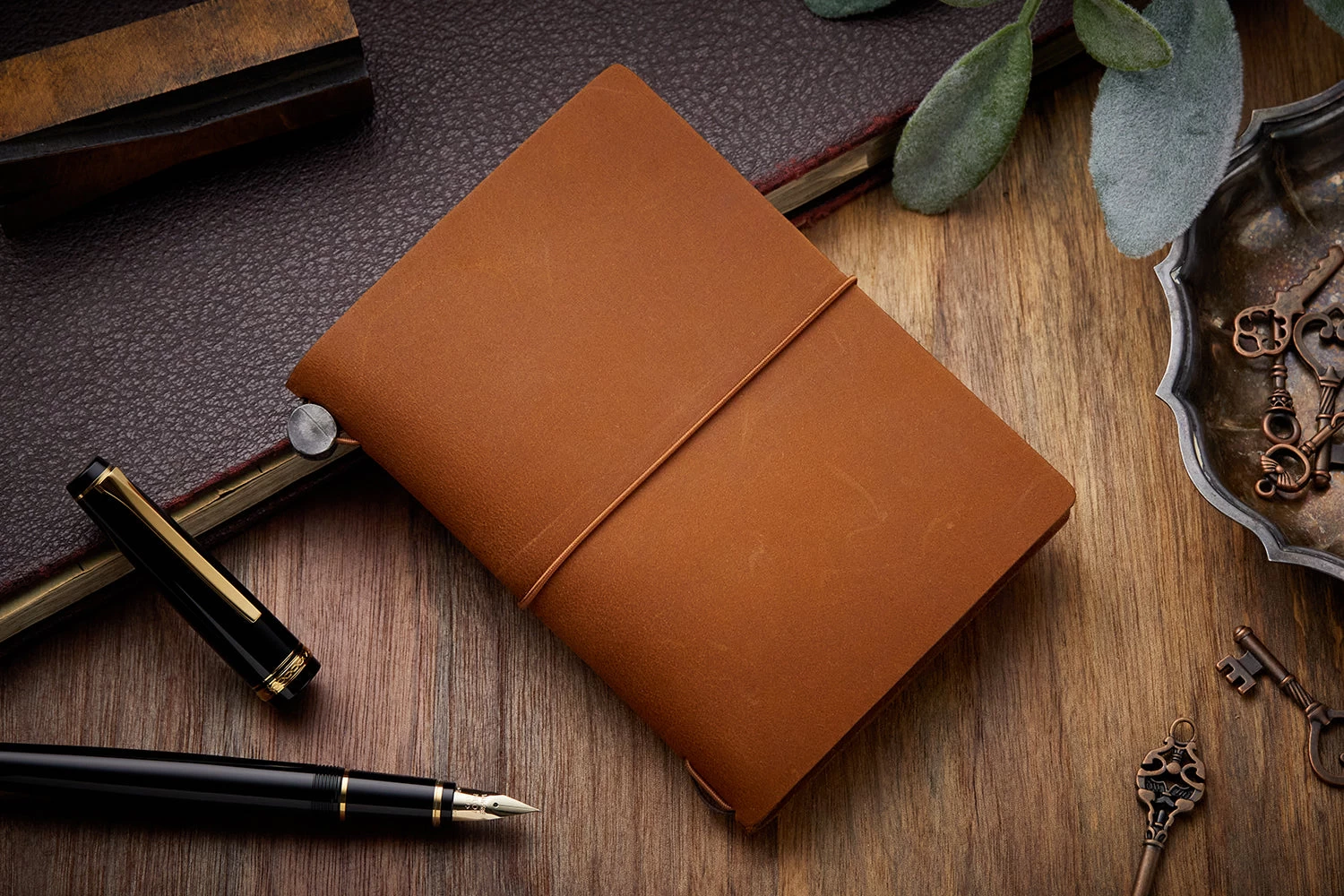 Traveler's Notebook - Camel (Passport) - Image 9